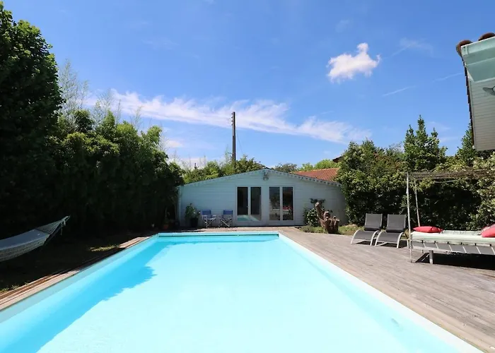 Havre De Paix - Grande Maison En Bois & Piscine *